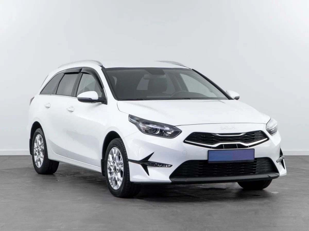 KIA Ceed SW с автосалона по цене от 2 314 900 рублей